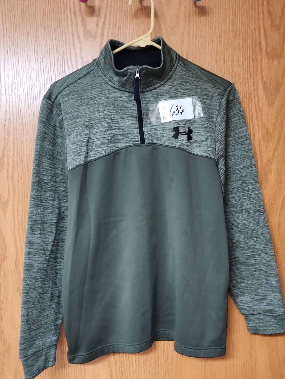 Under Armour Olive Two-Tone Quarter-Zip Pullover Mens S number 636